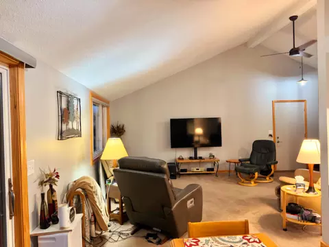 Living - 1582 Dormie, Gladwin, MI 48624 photo 2 of 5