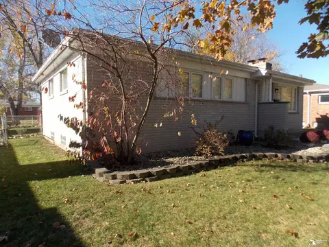 433 Theodore, Monroe, MI 48162 photo 5