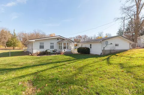 Exterior - 1400 Longfellow, Jackson, MI 49202 photo 5 of 8