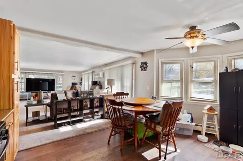 Dining - 1400 Longfellow, Jackson, MI 49202 photo 1 of 1