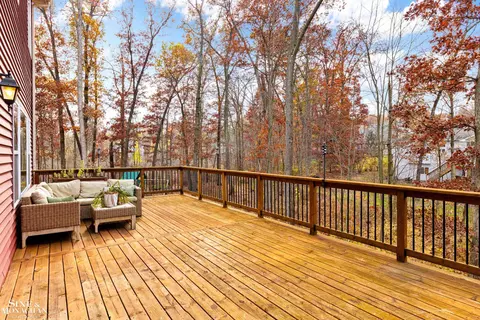 Exterior - 170 Slider, Howell, MI 48843 photo 2 of 11