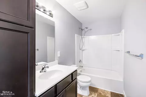 Bath - 170 Slider, Howell, MI 48843 photo 4 of 4
