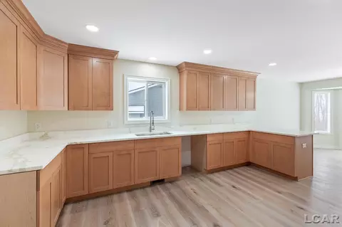 Kitchen - 1088 Preservation, Tecumseh, MI 49286 photo 3 of 5