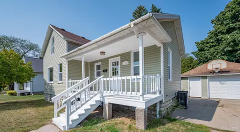 2312 13th, Menominee, MI 49858
