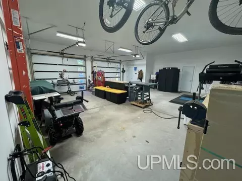 7768 N N Rdg, Munising, MI 49862 photo 13