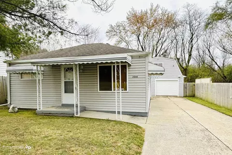 2060 Lavelle, Flint, MI 48504