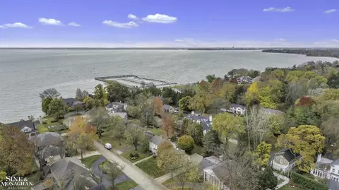 19 Cameron, Grosse Pointe, MI 48230 photo 2