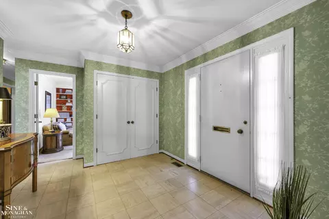 19 Cameron, Grosse Pointe, MI 48230 photo 5