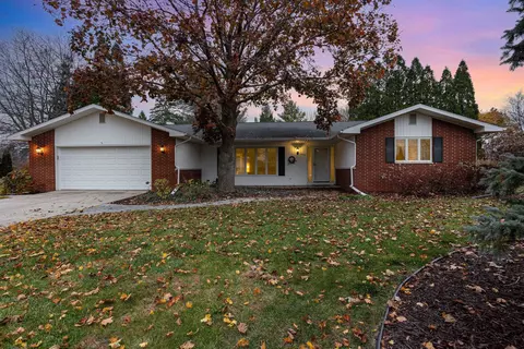 1099 Maywood, Saginaw, MI 48638