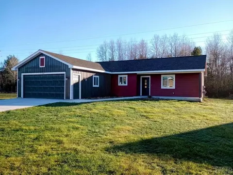 1104 Pheasant #08, Gladwin, MI 48624 photo 25