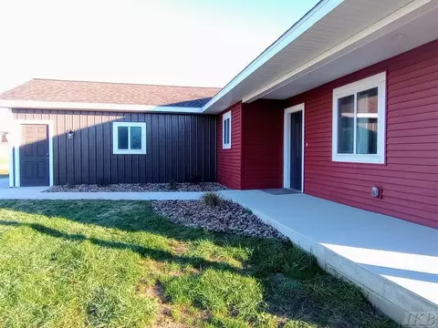 1104 Pheasant #08, Gladwin, MI 48624 photo 19