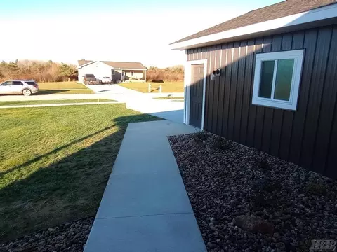 1104 Pheasant #08, Gladwin, MI 48624 photo 18