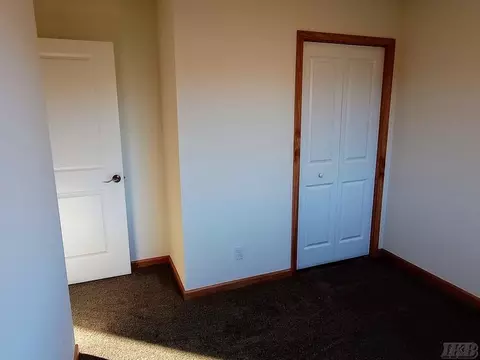 1104 Pheasant #08, Gladwin, MI 48624 photo 7
