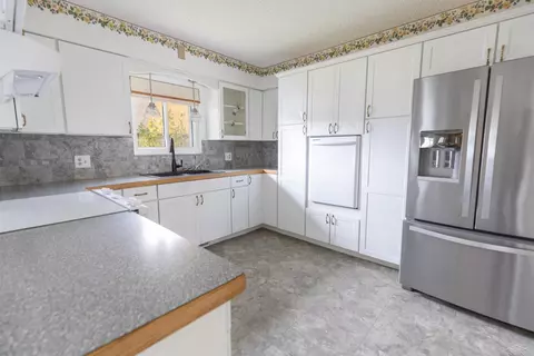 12360 Frost, Hemlock, MI 48626 photo 5