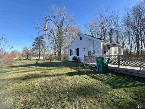 Exterior - 15150 Middlebelt, Romulus, MI 48174 photo 8 of 16