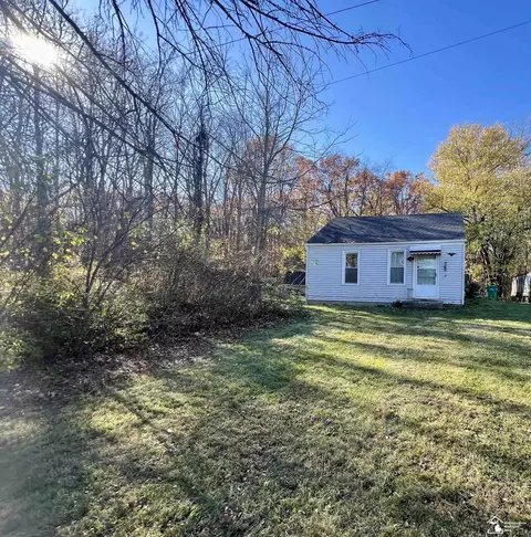 Exterior - 15150 Middlebelt, Romulus, MI 48174 photo 1 of 16