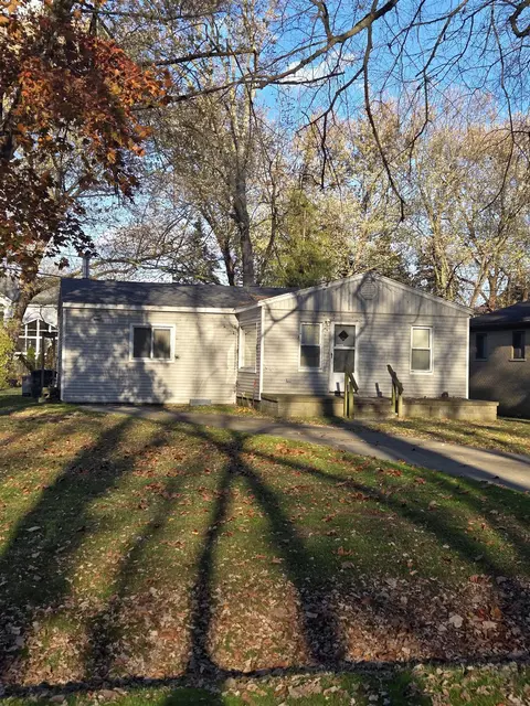 33651 Schneider, New Baltimore, MI 48047