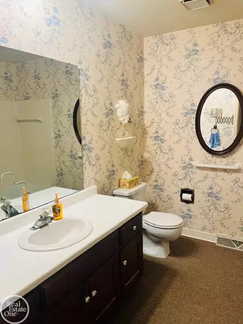 1935 N N Riv #2, Saint Clair, MI 48079 photo 9