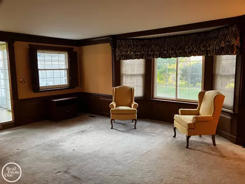 735 Hampton, Grosse Pointe Woods, MI 48236 photo 17