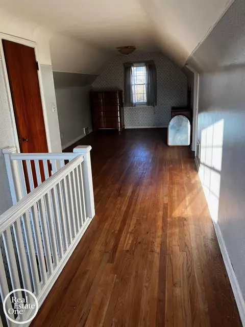 735 Hampton, Grosse Pointe Woods, MI 48236 photo 22