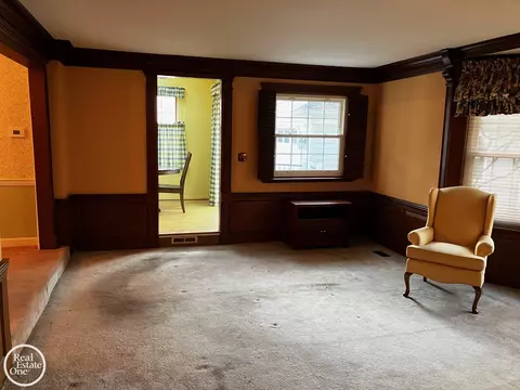 735 Hampton, Grosse Pointe Woods, MI 48236 photo 16