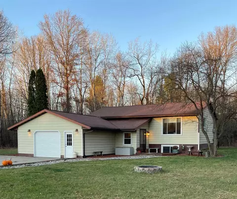 1570 W W Pr, Midland, MI 48640