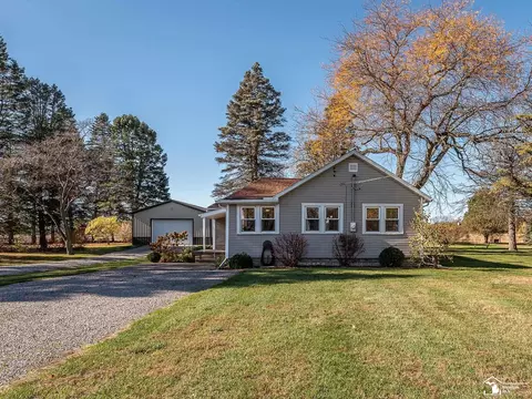 10763 Strasburg, Erie, MI 48133