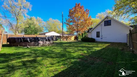 Exterior - 3585 Lakeview, Monroe, MI 48162 photo 3 of 7