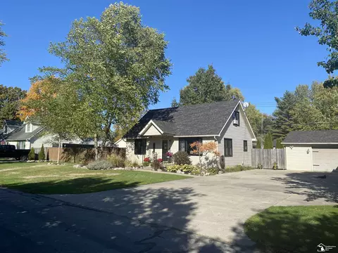 Exterior - 3585 Lakeview, Monroe, MI 48162 photo 7 of 7