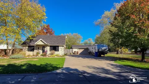 3585 Lakeview, Monroe, MI 48162
