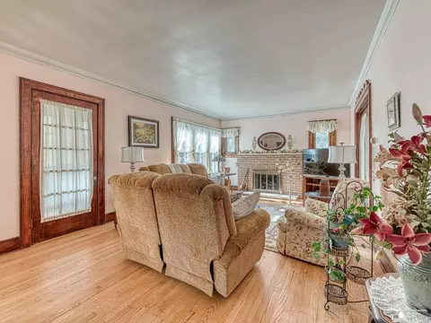 322 W Elm, Monroe, MI 48162 photo 2