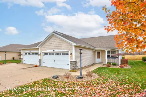 26 Tuscany, Saginaw, MI 48603