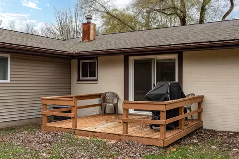Exterior - 2389 E Ginter, Midland, MI 48640 photo 4 of 8