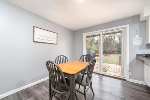 Dining - 2389 E Ginter, Midland, MI 48640 photo 2 of 2
