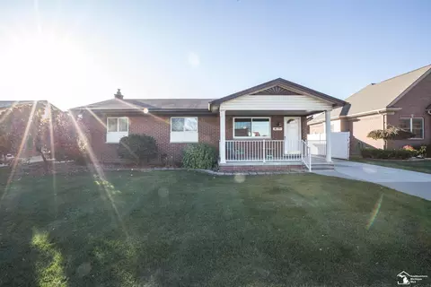 14876 Reeck, Southgate, MI 48195