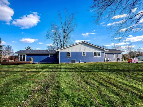 Exterior - 2972 Vine, Saint Clair, MI 48079 photo 7 of 9