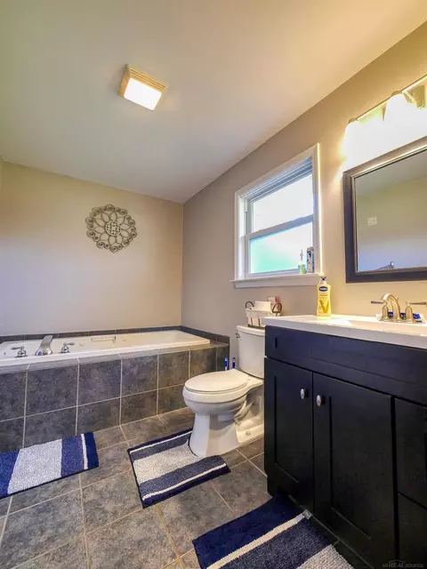Bath - 2972 Vine, Saint Clair, MI 48079 photo 2 of 6