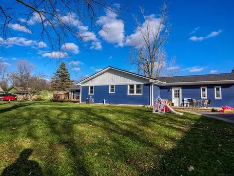 Exterior - 2972 Vine, Saint Clair, MI 48079 photo 8 of 9