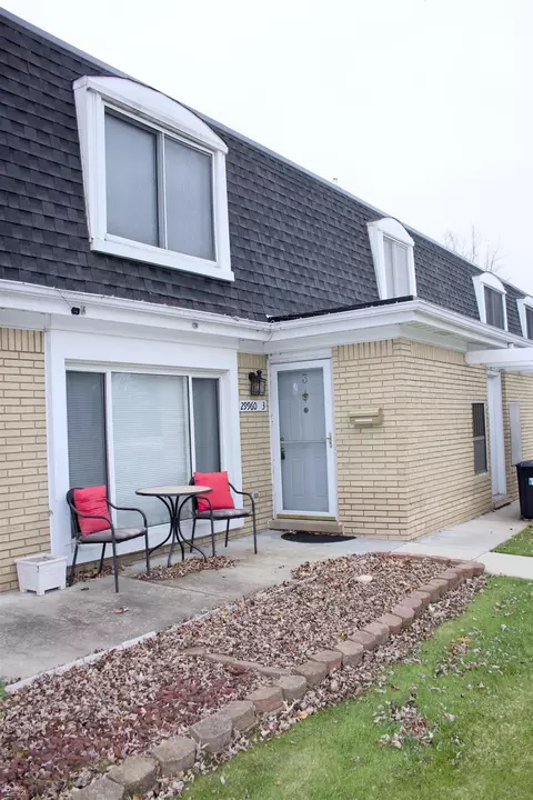 29960 City Ctr #3, Warren, MI 48093