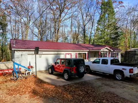 1972 N Clear Lk, West Branch, MI 48661