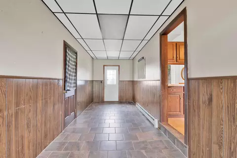 Entry Way - 11368 Gilbert, Riley, MI 48041 photo 2 of 2