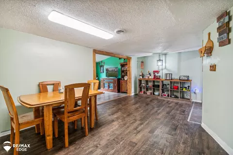 Dining - 4465 Gregor, Genesee, MI 48437 photo 2 of 2