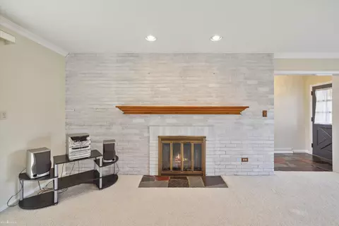 1244 Ada, Owosso, MI 48867 photo 9