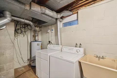 1244 Ada, Owosso, MI 48867 photo 31
