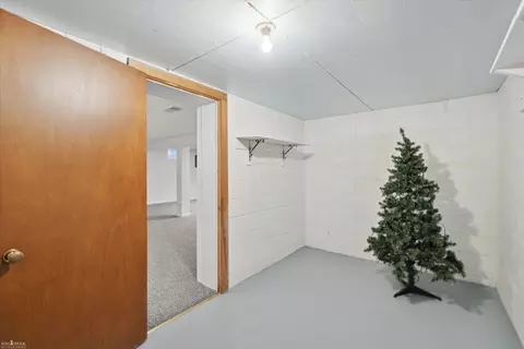 1244 Ada, Owosso, MI 48867 photo 34