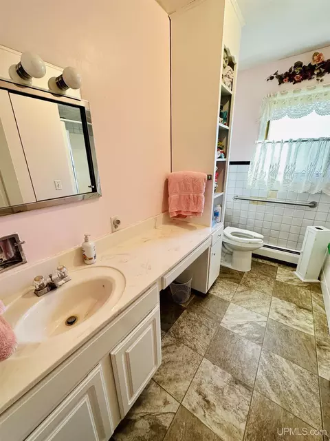 Bath - 609 N Main, L'anse, MI 49946 photo 2 of 2