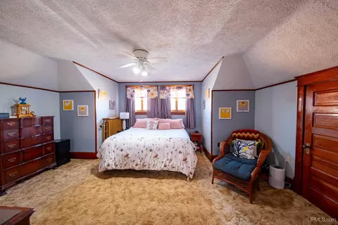 512 E High, Ishpeming, MI 49849 photo 16