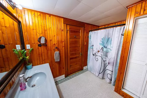 512 E High, Ishpeming, MI 49849 photo 20