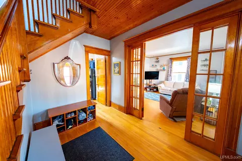 512 E High, Ishpeming, MI 49849 photo 8