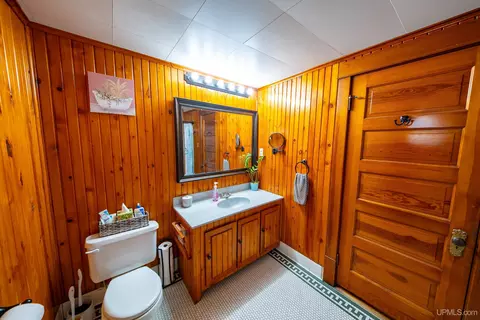512 E High, Ishpeming, MI 49849 photo 19